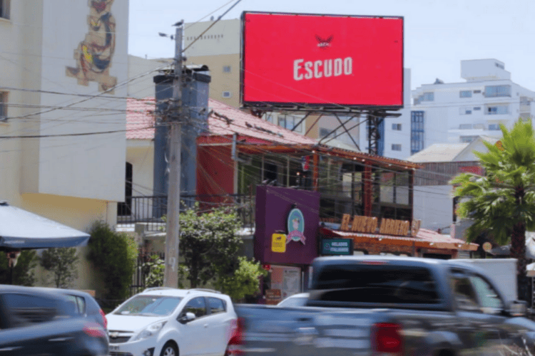 Av. San Martín / 5 Norte - San Martín