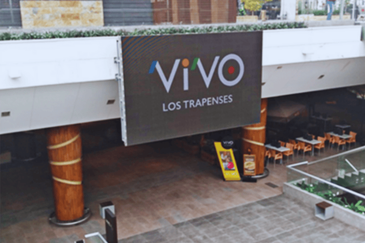 P. Led - Mall Vivo Los Trapenses / Lo Barnechea
