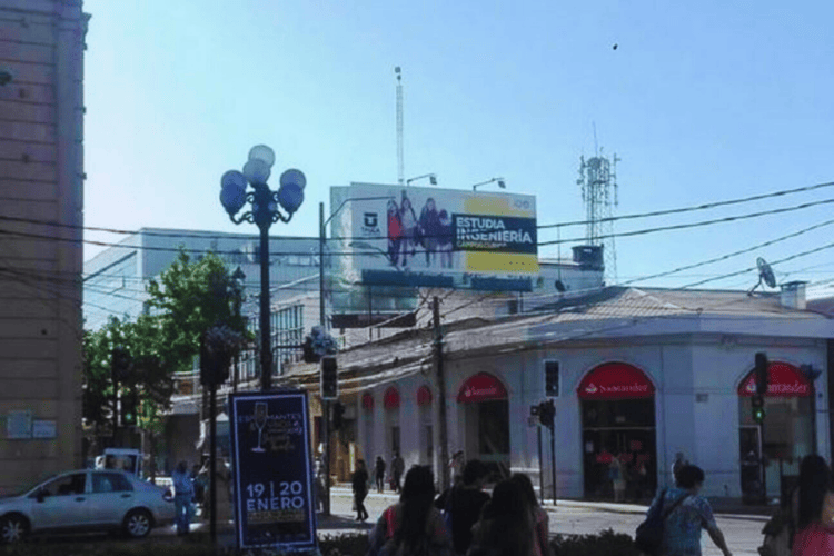 Merced  417 (Plaza de Armas) Curicó