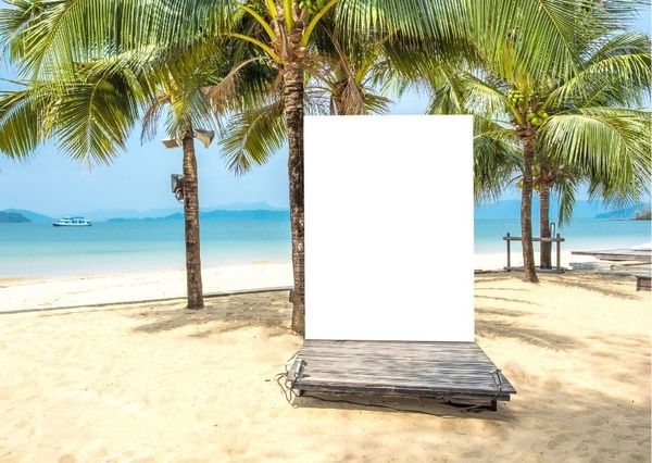 Campaña de verano: ubica tus carteles publicitarios en balnearios
