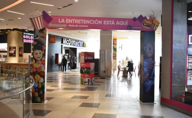 Foto de Mall Independencia - Pórtico Acceso a Escaleras mecánicas 1 Nivel 