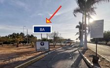 Letrero Cara Simple / Acceso Estacionamiento - Aeropuerto Arica
