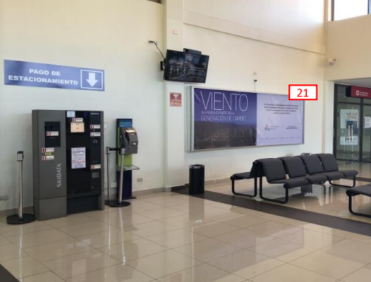 Foto de Backlight / Hall de llegadas - Aeropuerto La Serena
