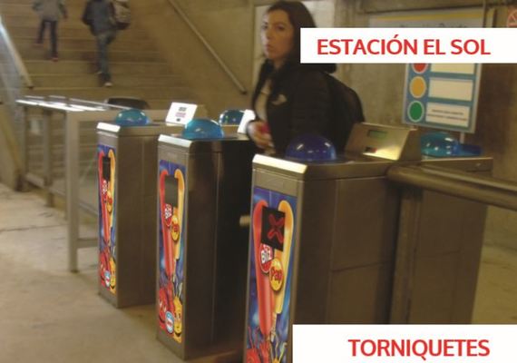 Foto de Torniquetes - Estación El Sol
