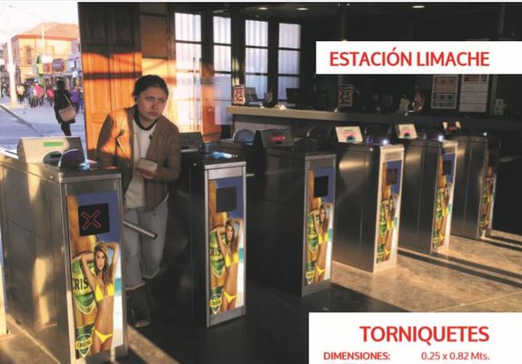 Foto de Torniquetes interior - Estación Limache